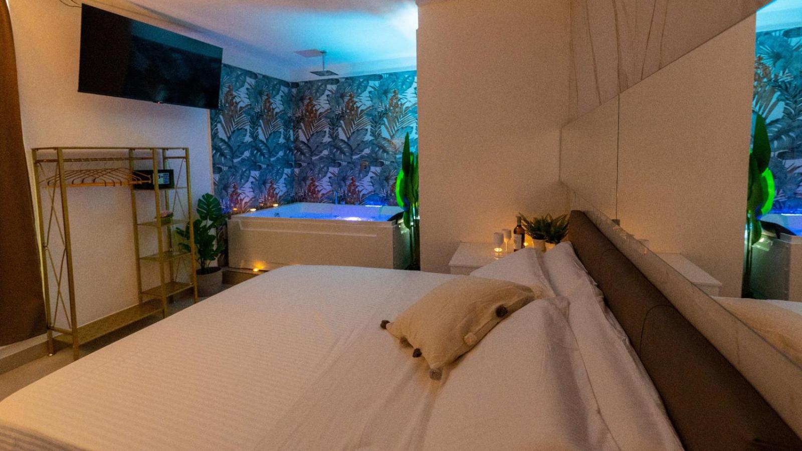 Mazzini Luxury Jacuzzy Suite CTA Exterior foto