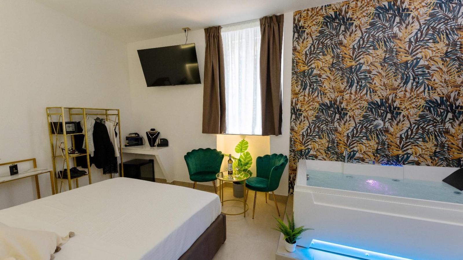 Mazzini Luxury Jacuzzy Suite CTA Exterior foto