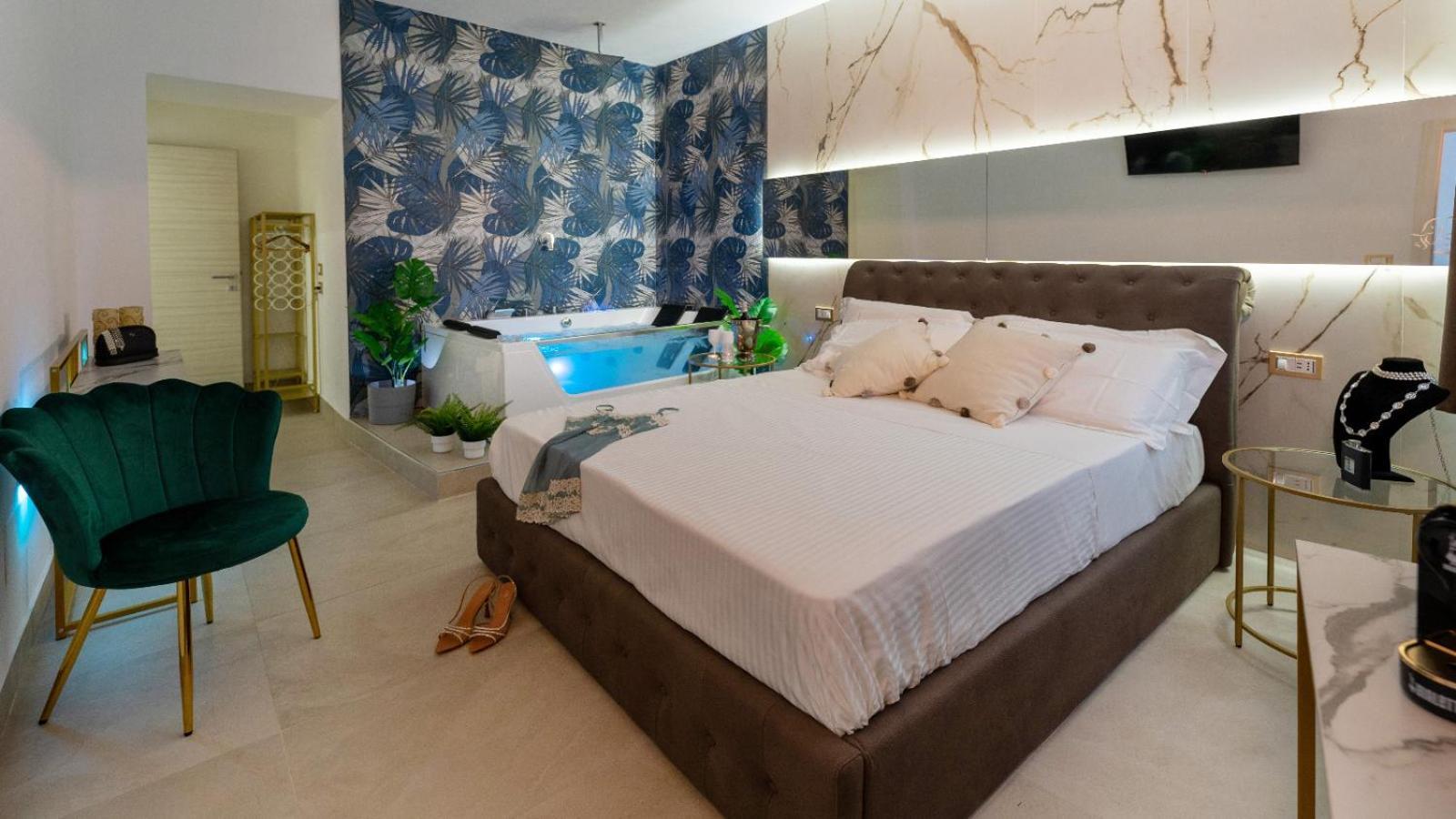 Mazzini Luxury Jacuzzy Suite CTA Exterior foto