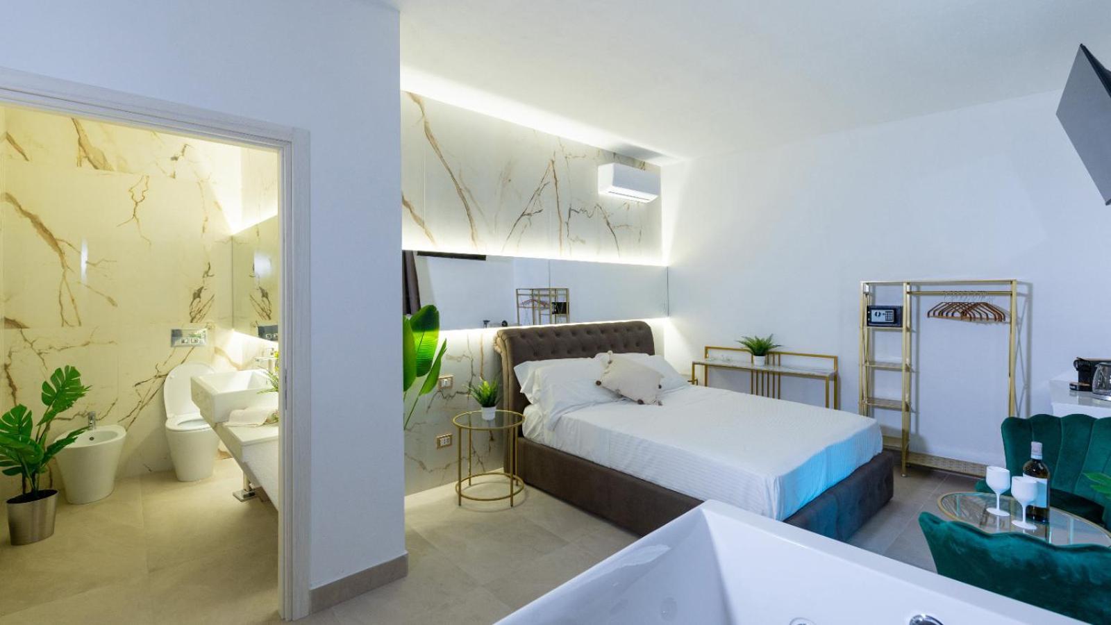 Mazzini Luxury Jacuzzy Suite CTA Exterior foto